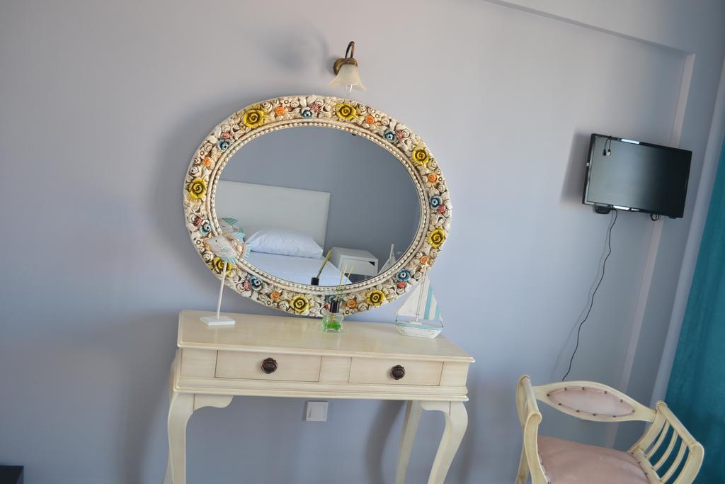 Lapis Port Surf Hotel Alacati Exterior foto