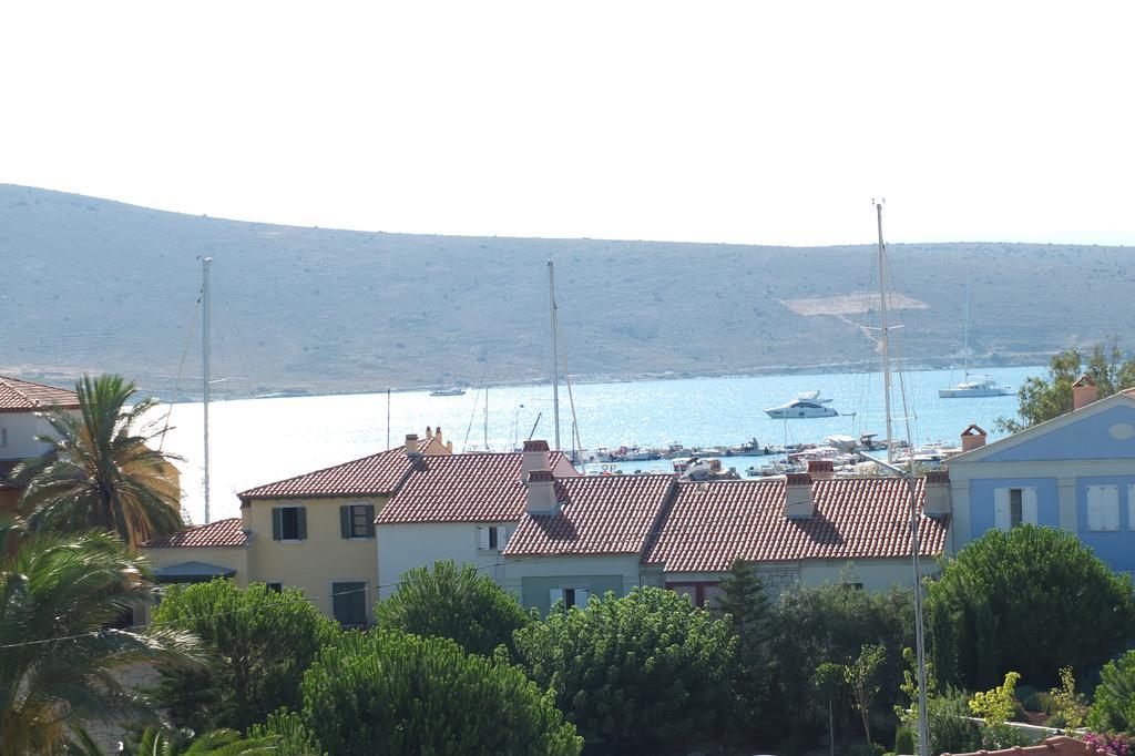 Lapis Port Surf Hotel Alacati Exterior foto